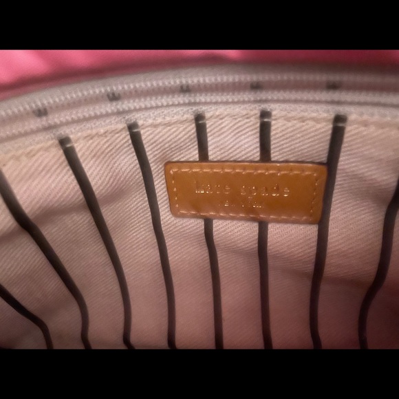 From Kate Spade's early years.  In very good condition. - Picture 2 of 4